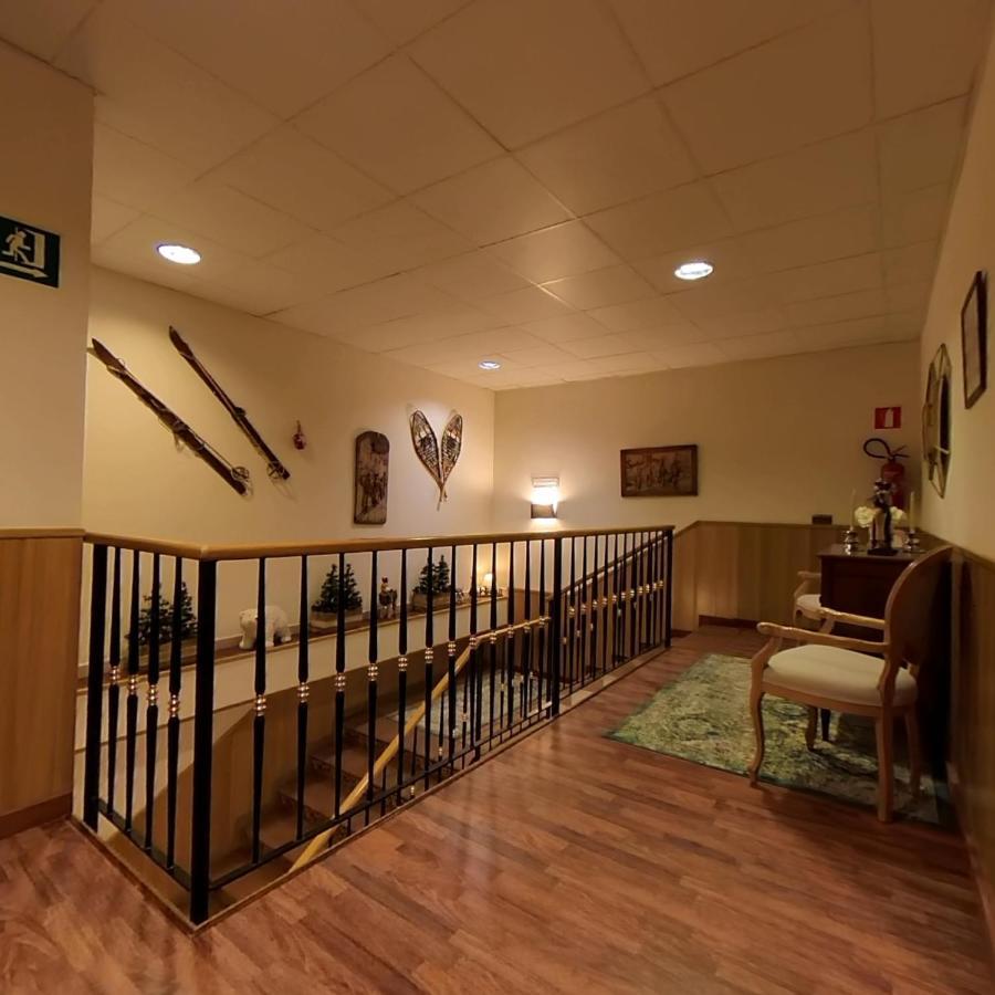 Hotel Meta Pas De La Casa Luaran gambar
