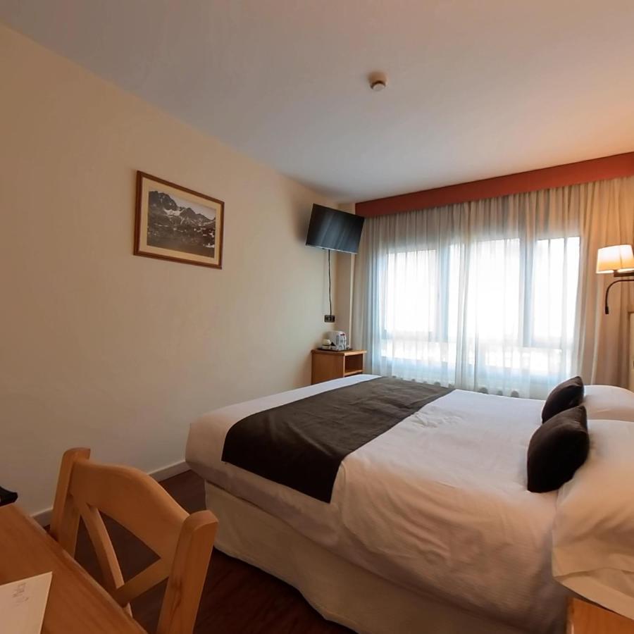 Hotel Meta Pas De La Casa Luaran gambar
